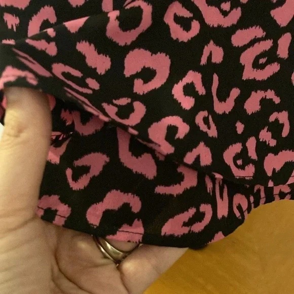 Francesca’s ALYA Leopard Dress - Picture 4 of 9